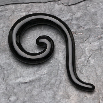 Detail View 1 of A Pair of Claw Hook Acrylic Ear Gauge Taper Hanger-Black